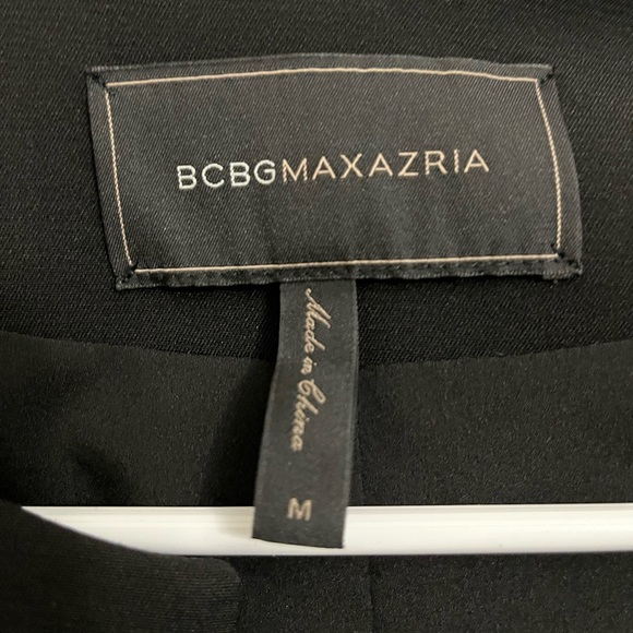 BCBGMaxAzria cropped long sleeve black blazer - Picture 7 of 7